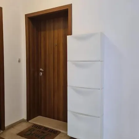 And Spacious 2 Bedroom Appartement